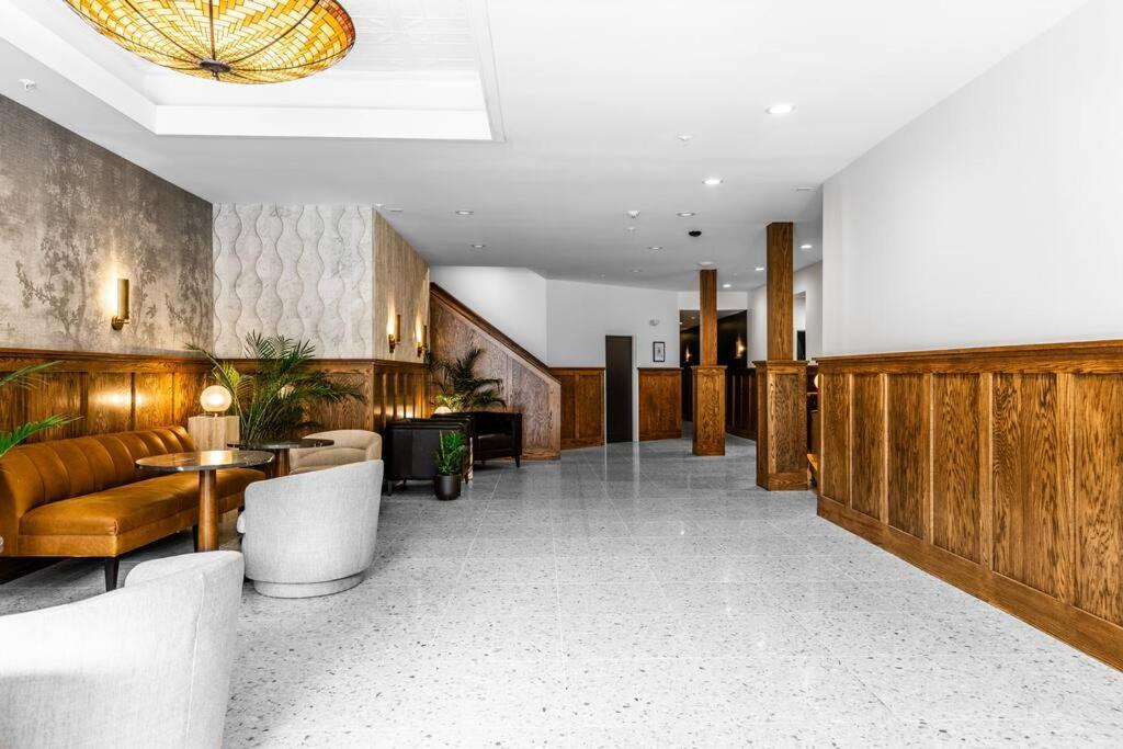 בנגור The Phenix Historic Dtwn Hotel, King Bed, Room # 309 מראה חיצוני תמונה