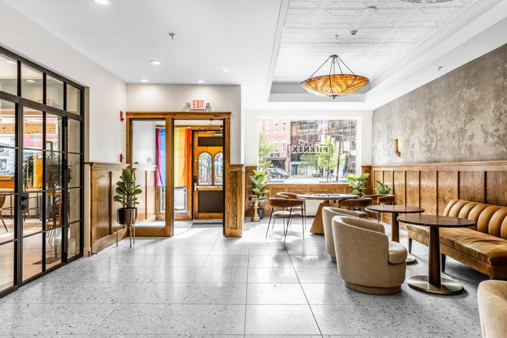 בנגור The Phenix Historic Dtwn Hotel, King Bed, Room # 309 מראה חיצוני תמונה